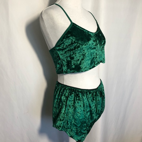 Emerald Green Velvet Pajama Set - Picture 3 of 16